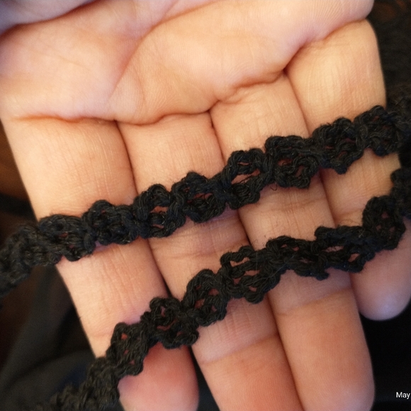 🌺Poof ❤️❤️black long sleeve top - Picture 8 of 9